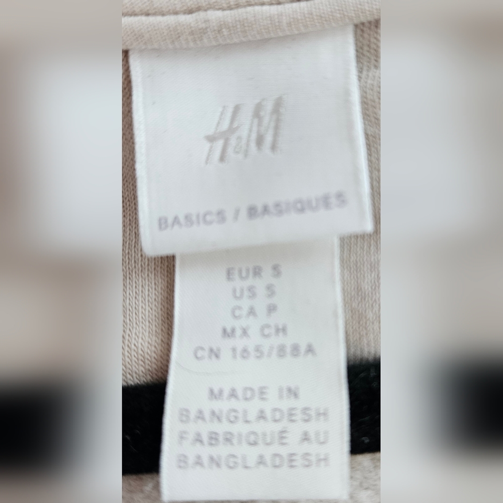 H&M Beige Sleeveless Hoodie.  Oversized. Size S per tag. Fitz S To XL. Like New. - Picture 4 of 5